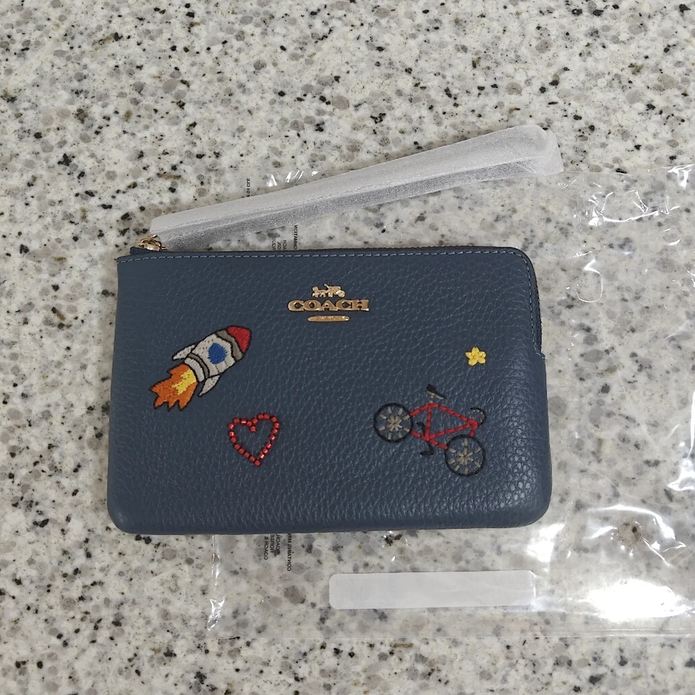Coach Corner Zip Wristlet (rocket)